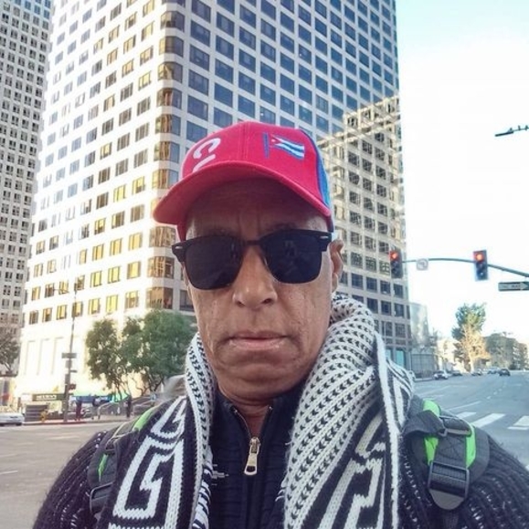 Profile Picture of Alberto Pedroso (@alberto_pedroso) on Poshmark