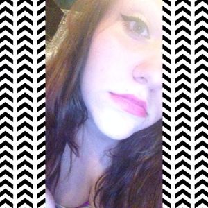 Profile Picture of Kayla Gutowski (@palevibes) on Myspace