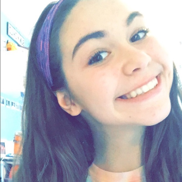 Profile Picture of Whitney Wheeler (@whitsswheeler) on Poshmark