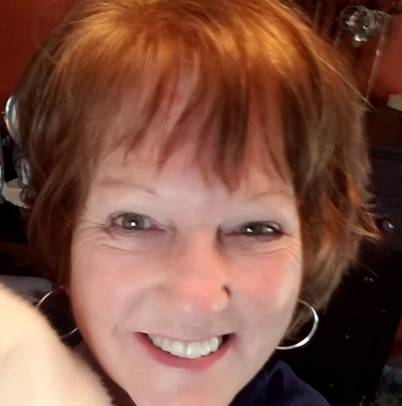 Profile Picture of Linda Morgante (@rocknblock) on Poshmark
