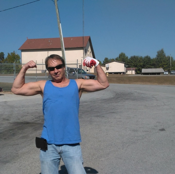 Profile Picture of Richard Hatchet (@richardhatchet) on Poshmark