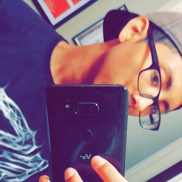 Profile Picture of Fernando A (@fjamaya) on Poshmark