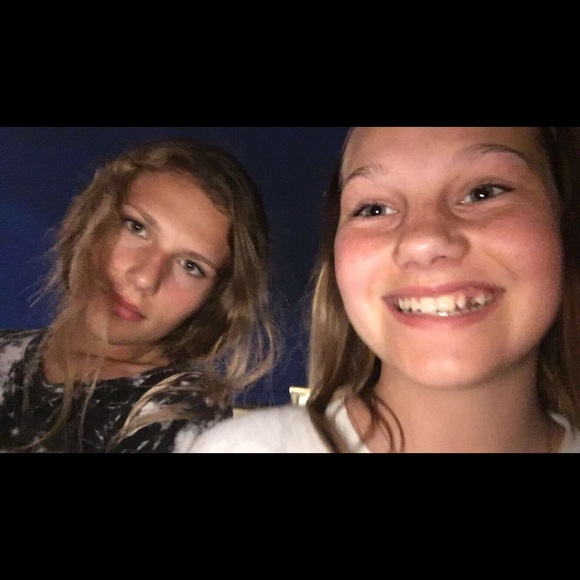 Profile Picture of Beth Grannell (@bethgrannell) on Poshmark