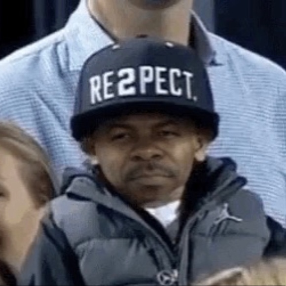 Edwin Villatoro - Poshmark Profile Picture of Edwin Villatoro (@evillatoro6) on Poshmark