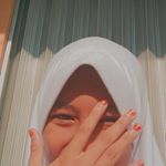Profile Picture of 𝓻𝔂𝓵𝓵𝓵👽 (@cheryl_regita_02) on Instagram