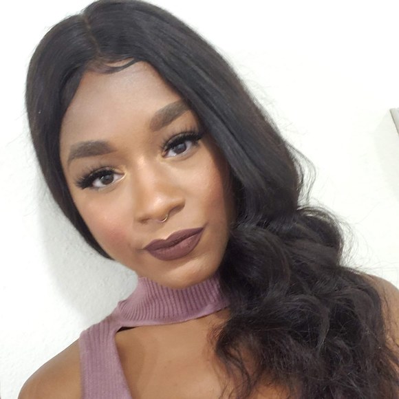 Profile Picture of Jamilia Sutton (@cashmerekinks) on Poshmark