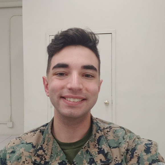 Profile Picture of Dominick Caputo (@dominickcaputo) on Poshmark