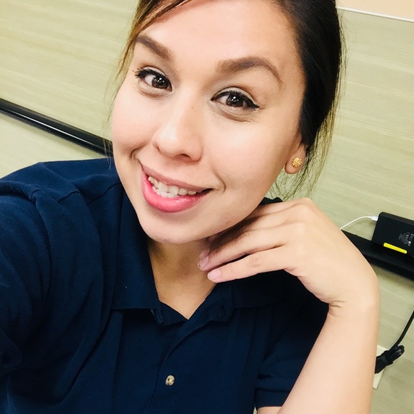 Profile Picture of Ruby Salinas (@rasalin) on Poshmark