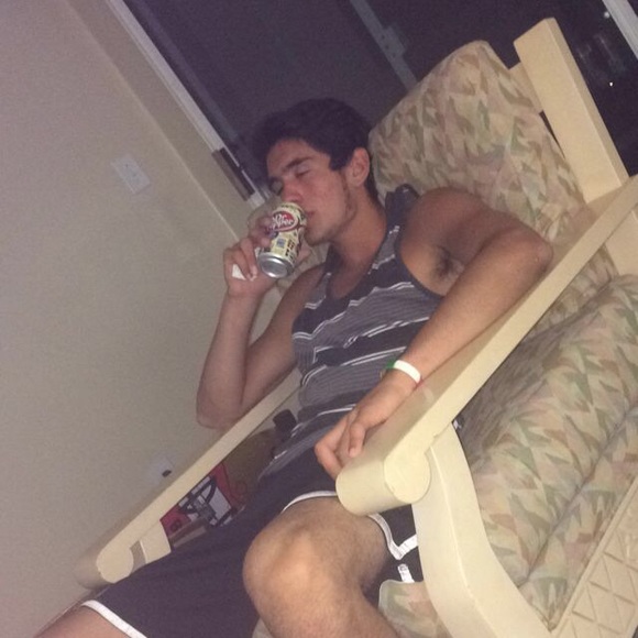 Profile Picture of John Bert (@johnnyjohnn) on Poshmark