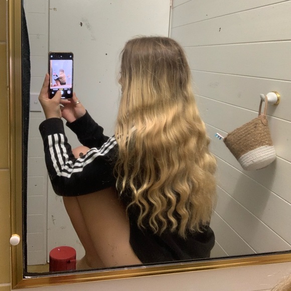 Sinead Cook - Poshmark Profile Picture of Sinead Cook (@sineadcook) on Poshmark