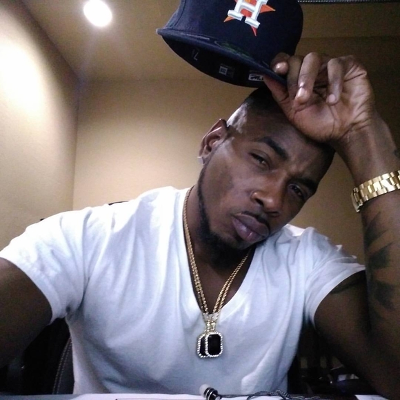 Profile Picture of Mario Green (@bossmajormusic) on Poshmark