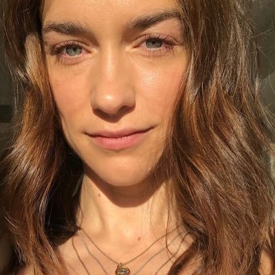 Profile Picture of Gabbi (@melliescrofano) on Twitter