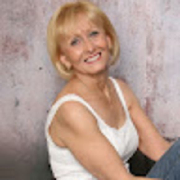 Profile Picture of Barbara Konkus (@konkusb) on Poshmark