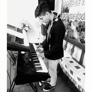 Anthony Eduardo - Facebook Profile Picture of Anthony Eduardo (@anthony.eduardo.90) on Facebook