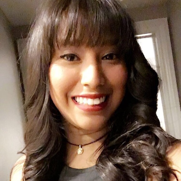 Profile Picture of Itzel Herrera (@itsitzeell) on Poshmark