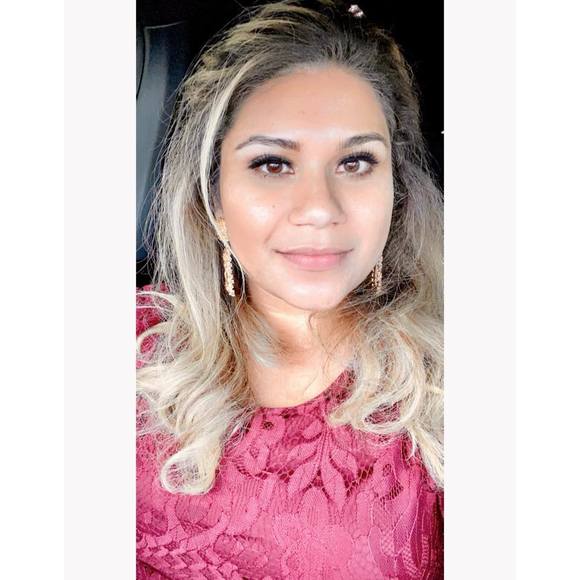 Profile Picture of Lily Serrano (@lpzs) on Poshmark