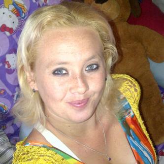 Profile Picture of Maureen Nicholson (@Maureen28989881) on Twitter
