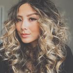 Profile Picture of 𝙻𝚊𝚛𝚊 𝙼. 𝚆𝚒𝚕𝚕𝚒𝚊𝚖𝚜 (@laramirasol) on Instagram