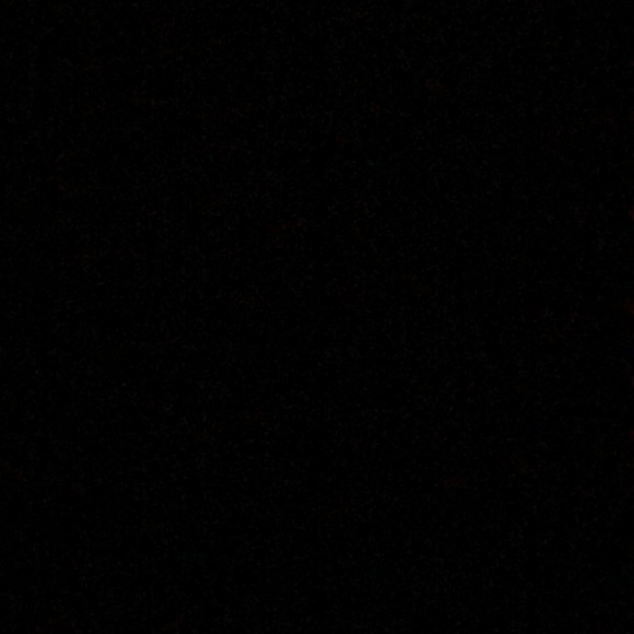 Profile Picture of Noor Al (@nooni944) on Poshmark