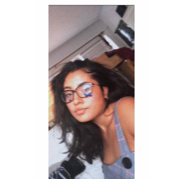Profile Picture of Paula Bernal (@paulabernal797) on Poshmark