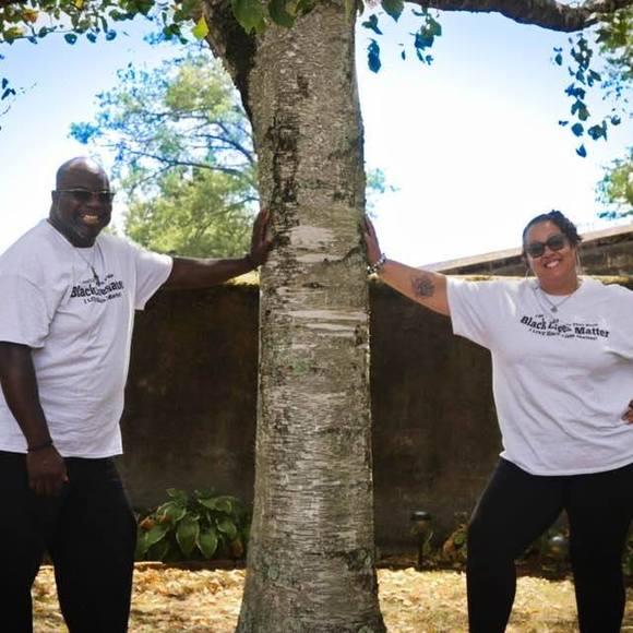 Profile Picture of Kennethheather Silva (@poppa5) on Poshmark