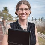 Lynsey Thomas - Instagram Profile Picture of Lynsey Thomas (@apettyofficerandanofficiant) on Instagram