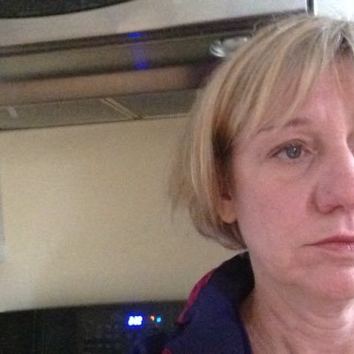 Profile Picture of Una O'Reilly (@AnomikaO) on Twitter