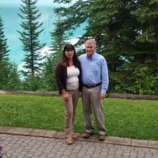 Profile Picture of Mitzi & Jeff Sharer (@Farmer85girl1) on Twitter