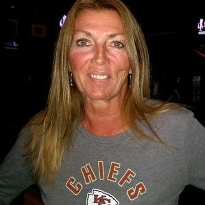 Profile Picture of Rhonda Hoffman (@rjhoffman1228) on Twitter