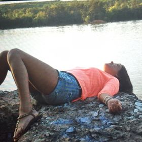 Profile Picture of Paige Wilhelm (@paigewilhelm) on Pinterest