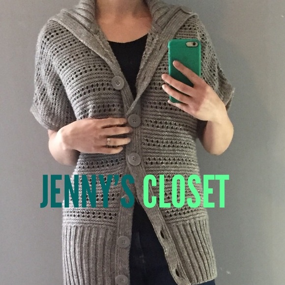 Profile Picture of Jenny Harper (@jennyscloset54) on Poshmark