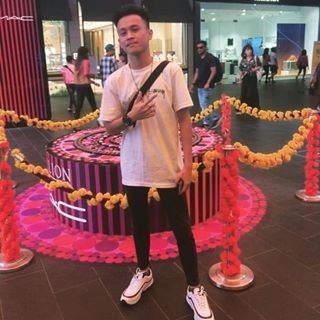 Ricky Laurens Johnie - Facebook Profile Picture of Ricky Laurens Johnie (@ricky.rickyangelie) on Facebook