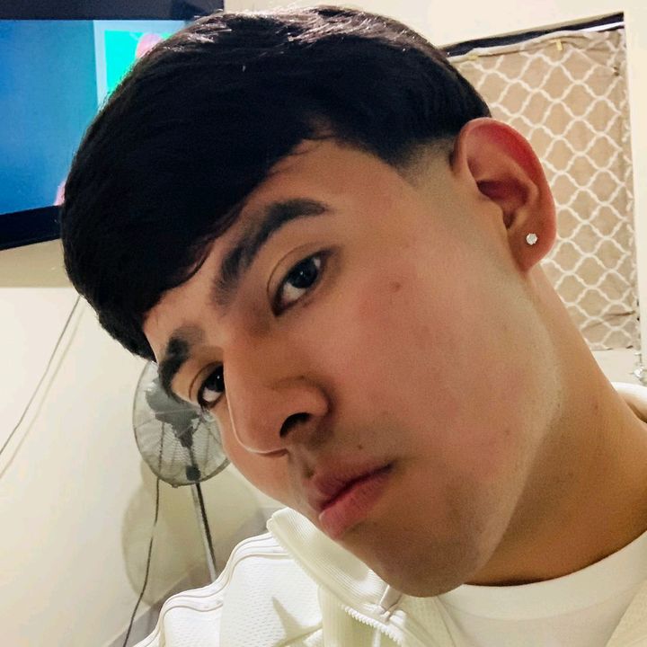 Profile Picture of Aarón (@aaronskeler) on Tiktok