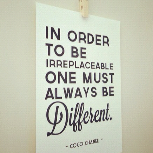 Profile Picture of Adrianna Suarez (@adrisuarez) on Poshmark