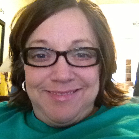 Profile Picture of Cyndi Roberts (@cynjoro) on Poshmark