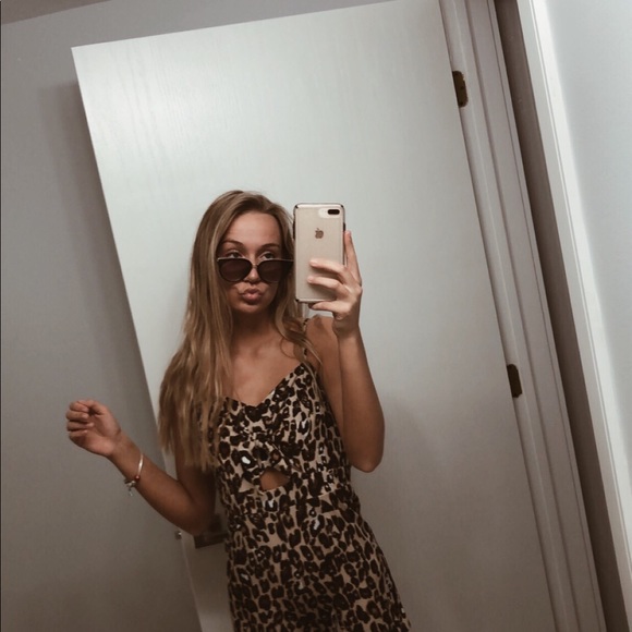 Profile Picture of Rugile Laurinaityte (@rugile1202) on Poshmark