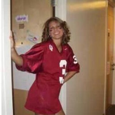 Profile Picture of Carolyn M. Jimenez (@MCarolynm) on Twitter