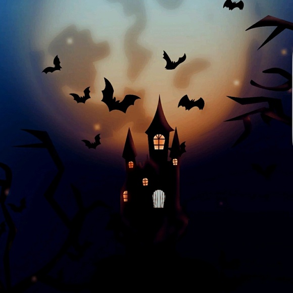 Profile Picture of Victoria Dimas (@victoria1286) on Poshmark