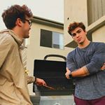 Profile Picture of Thomas and Oliver (@petroutwins) on Instagram