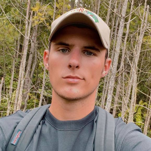 Profile Picture of Trent Milson (@trentmilson) on Poshmark