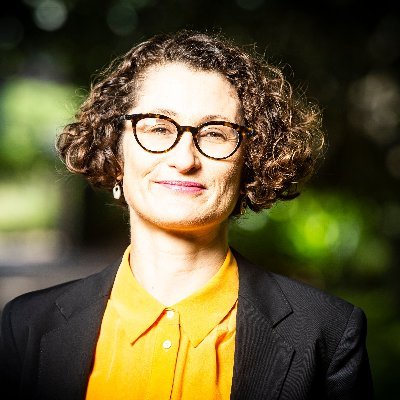 Profile Picture of A/Prof Julia Quilter (@jquilter3) on Twitter