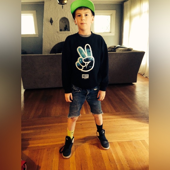 Profile Picture of Jules Brown (@julesbrownish) on Poshmark