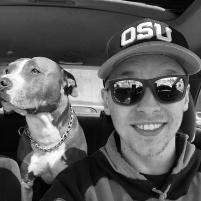 Profile Picture of Wayne Brettski (@BrettMacK11) on Twitter