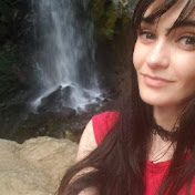 Profile Picture of Cassandra Young (@ccjjxxlol) on Youtube