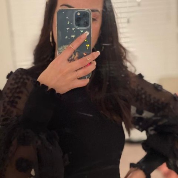Profile Picture of Meriam Daoudi (@mariammiri09) on Poshmark