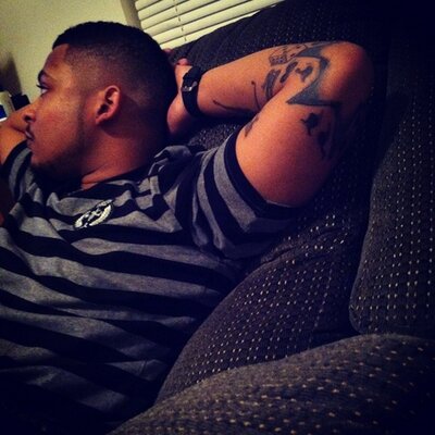 Profile Picture of Demetrius Billups (@A_BrokenVessel) on Twitter