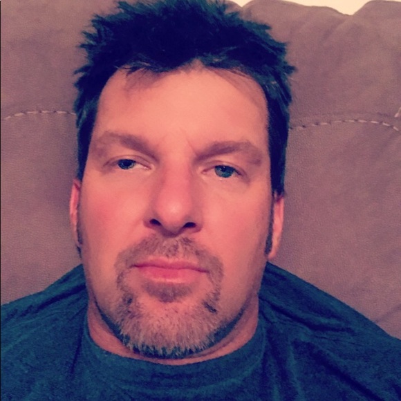 Profile Picture of Lance Nelson (@bulldog1992) on Poshmark