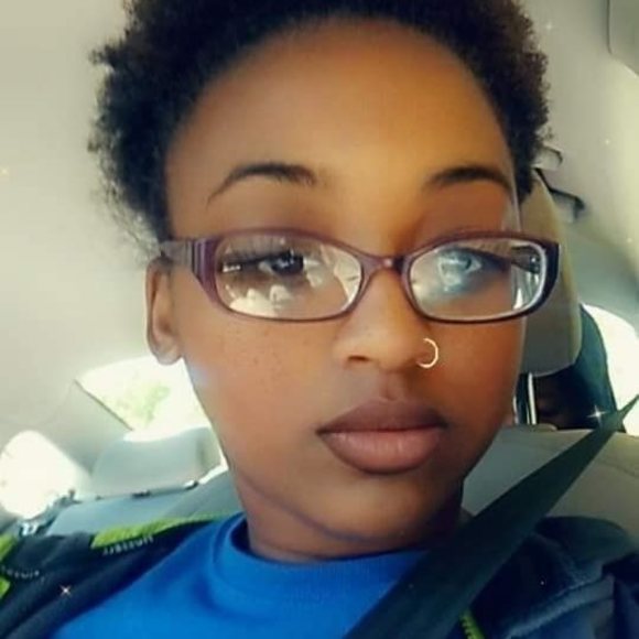 Profile Picture of Alantra Adams (@alantraadams) on Poshmark