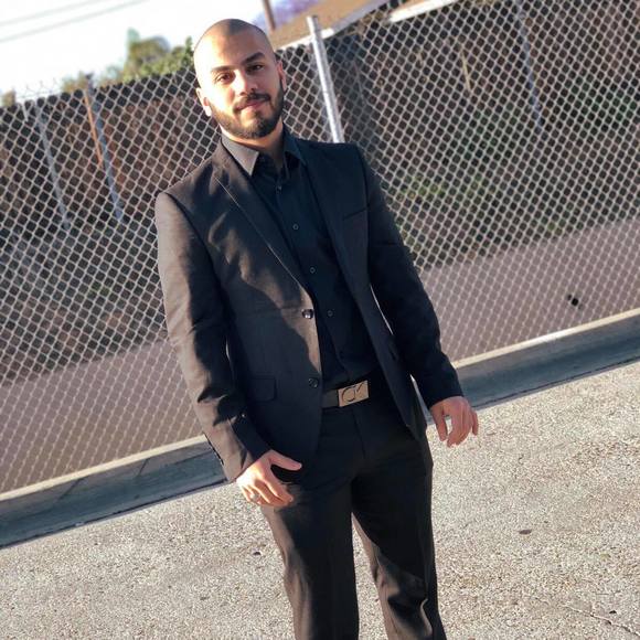 Profile Picture of Hasan Al-aloosi (@hasanalaloosi) on Poshmark