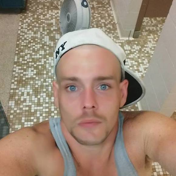 Profile Picture of Justin Howell (@jay101209) on Poshmark